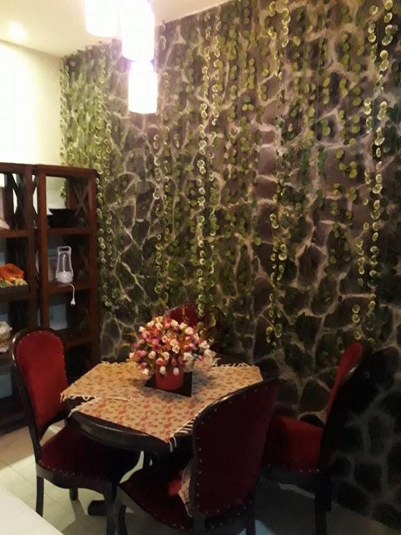 Salakan Renaya Griya酒店 外观 照片